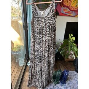 H&M Cheetah Animal Print Long Sleeveless Flared Dress Size Medium FABULOUS!